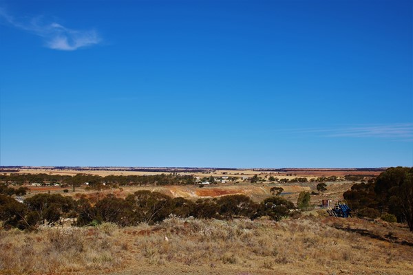 Wimmera Hill - View from the lookout