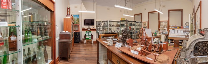 Image Gallery - Panoramic view inside one room at the Museum